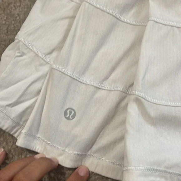 Lululemon Tennis Skirt. Worn one time. Size 6 - Picture 3 of 4